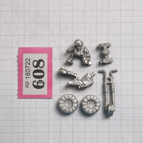 Vintage warhammer 40k squat - vintage,