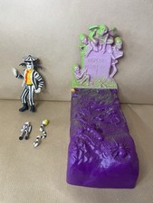 Beetlejuice Vanishing Vault / disappearing grave And figures Kenner 1980s