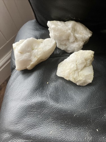 Quartz crystal rock - quartz,