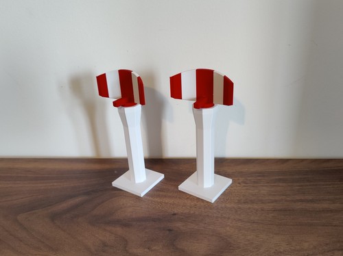 Red white small - red,
