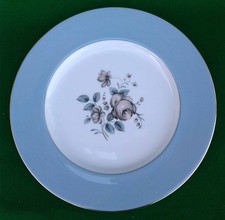 ROYAL DOULTON - ROSE ELEGANS PART DINNER SERVICE SELECTION - TC1010.