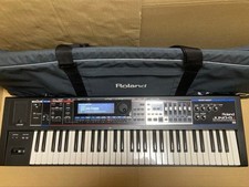 Roland JUNO-Gi synthesizer with soft case 0711