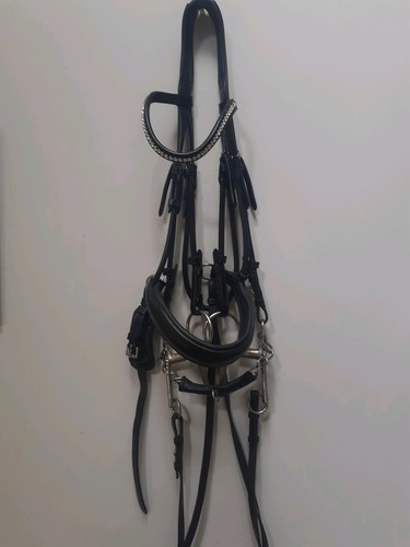 Nearly new schockemohle double - new,