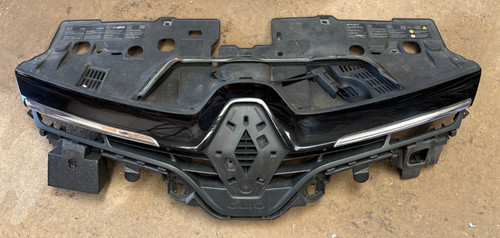 Renault clio upper grille - renault,
