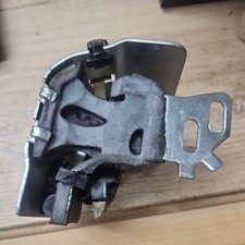 Rear Middle Exhaust Rubber Hanger Mount Bracket For Renault Megane MK2 Scenic 2