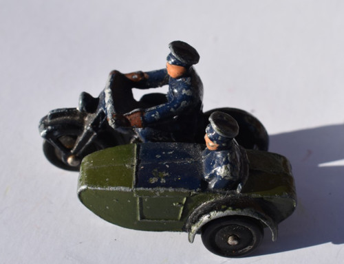 Dinky toys 42b police - no.42b,