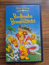Bedknobs And Broomsticks VHS Tape Walt Disney Classics 1995
