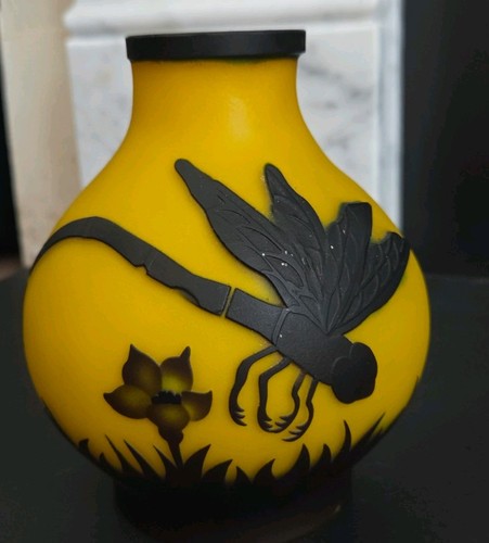 Art nouvea cameo glass - art,