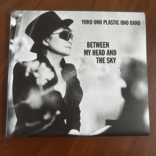 Yoko ono plastic band - band, between