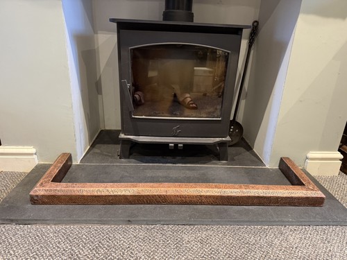 Hammered copper fire fender - copper,
