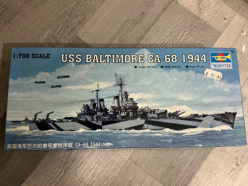 Trumpeter 05725 700 uss - 1:700,