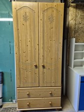 Wardrobe With 2 Draws