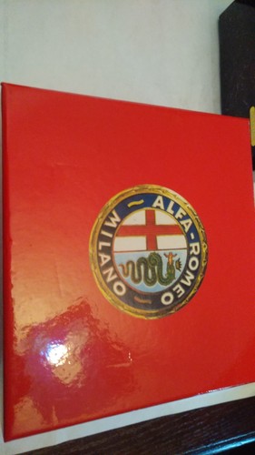 Minichamps alfa romeo 33 - minichamps, 1/43