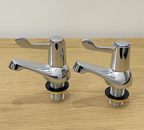 Standard lever bath taps - standard,