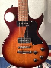 Vintage Guitar (V132 TSB) 1/2