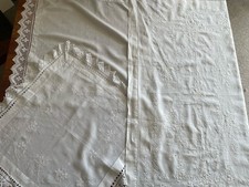 Three Tray Cloths White