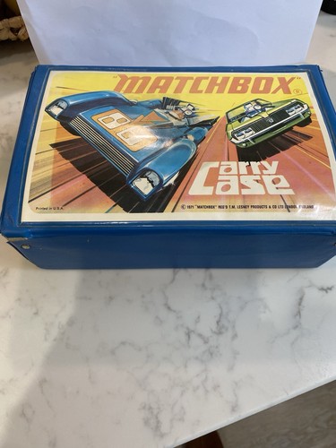 Matchbox 1971 carry - matchbox, case