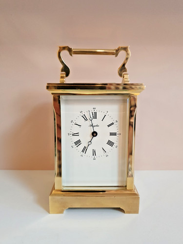 Superb large bell striking - superb,