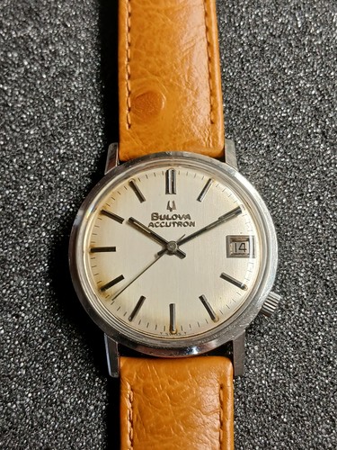 Bulova accutron gents steel - bulova,