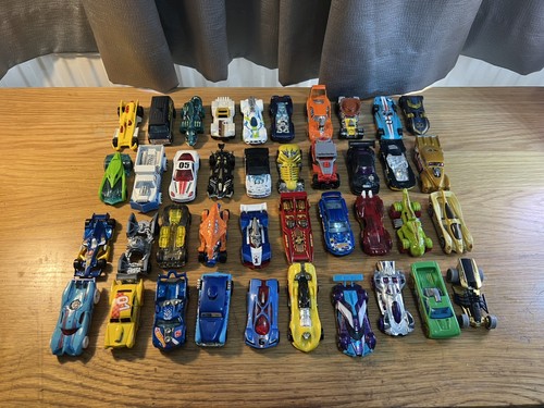 Hot wheels cars joblot bundle - cars,