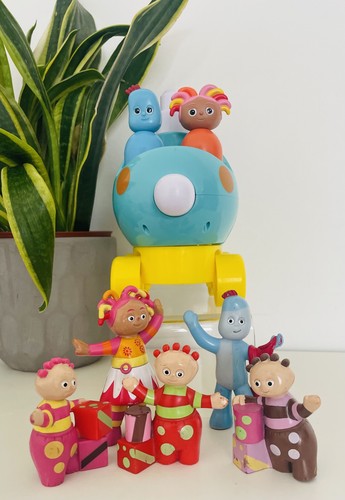 Pinky ponk the night garden - in,