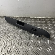 Daihatsu Terios MK2 06-10 Front Left NSF Electric Window Switch - Passenger Side