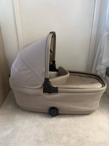Silver cross dune carrycot - cross,