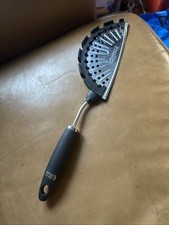 Bin Prestige Main Ingredients