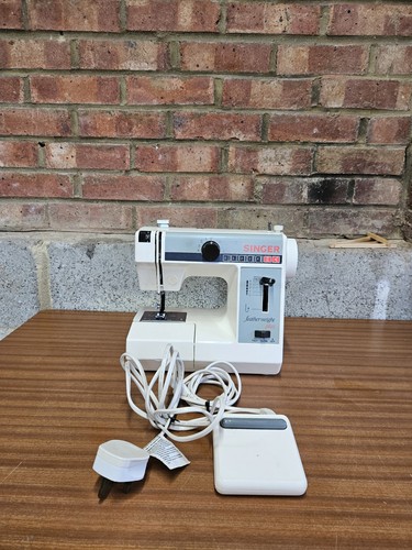 Singer model 324 - model, featherweight