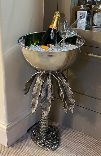 Large palm tree wine champagne - wine,