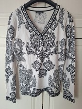 Leo Guy Ivory/Black Patterned V-neck Beaded Long Sleeved Smart Jumper Size 3 (M)