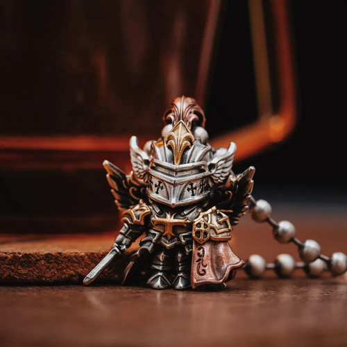 Crimson templar pendant - crimson,