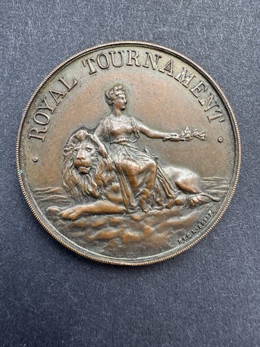1932 royal tournament bronze - royal,
