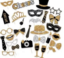30 Piece Party Photo Booth