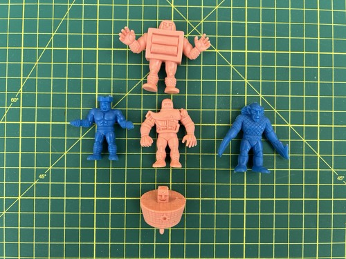 Vintage muscles figures - vintage,