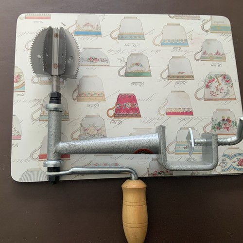 Coconut grater scraper - grater,