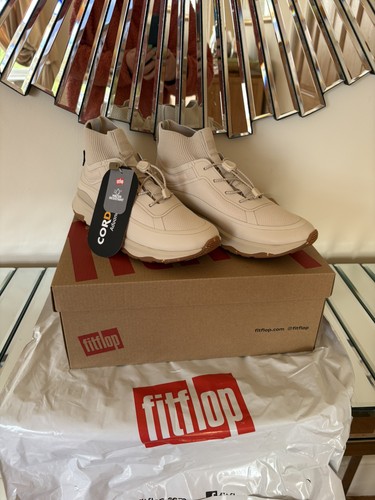 New with tags - fitflop, vitamin