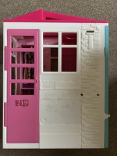 Barbie Getaway Doll House