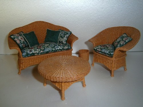 Miniature dollshouse - miniature,
