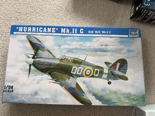 Trumpeter 02415 hawker - trumpeter,