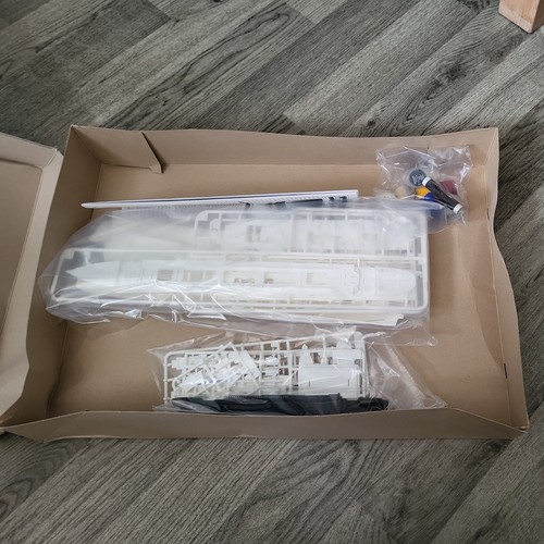 Revell model kit rms titanic - revell,