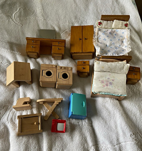 Lot doll s - , house