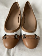 M&S Footglove Ladies Flat White/Tan Pumps Size 7.5 New