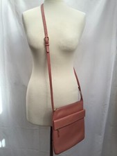 MODALU ENGLAND LADIES PALE