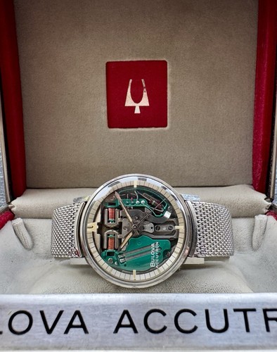 Bulova accutron spaceview - bulova,