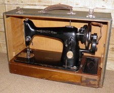 Vintage 1951 Singer 201K Mechanical Hand Crank Heavy Duty Sewing Machine & Case