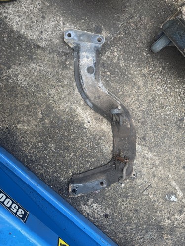 Ford fiesta mk3 - fiesta, brace