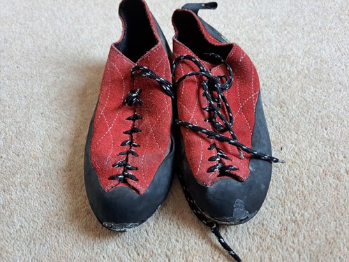 Triop climbing shoes - , uk