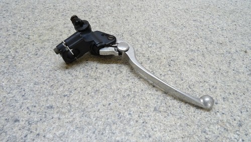 Front brake master cylinder - front,