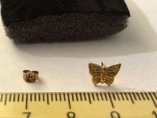 9ct gold stud earrings - 9ct,